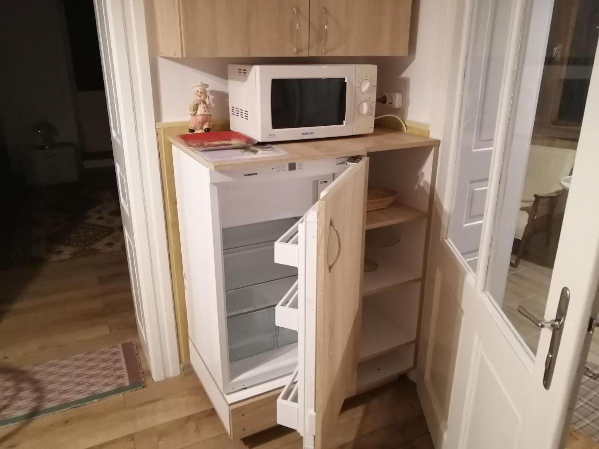 Zadora Haus Apartman Négyfalu Kültér fotó