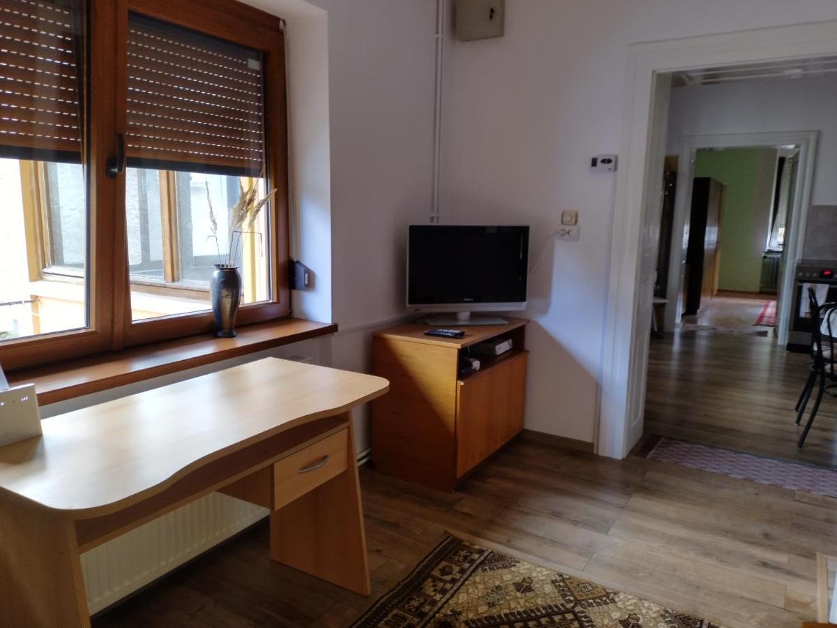 Zadora Haus Apartman Négyfalu Kültér fotó